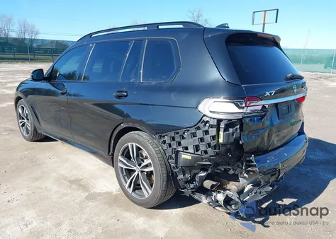 2021 BMW X7 xDrive40I z USA, uszkodzony, nr VIN 5UXCW2C01M9F27860